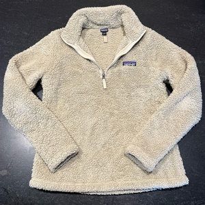Patagonia teddy half zip, size S